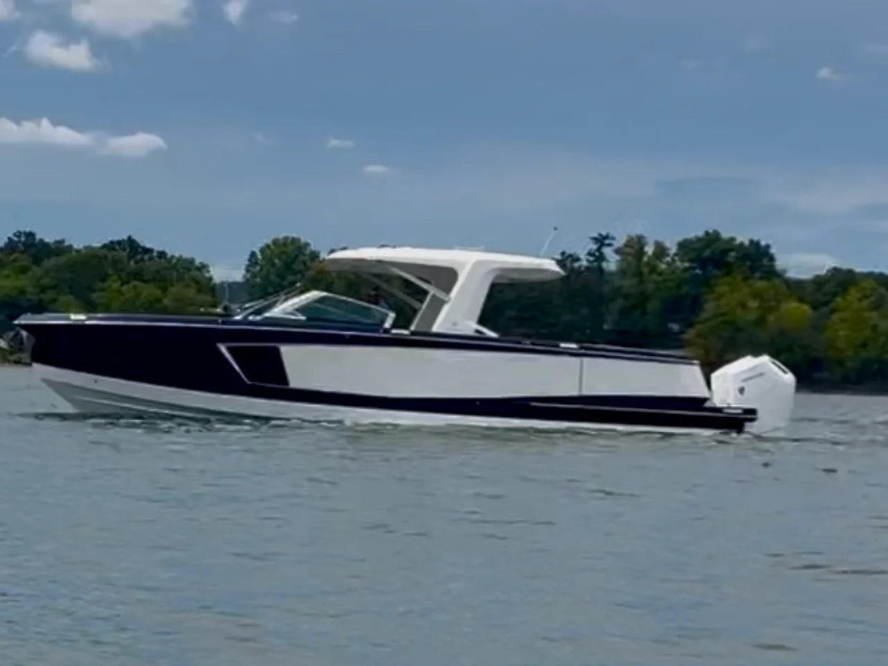 2023 Aviara AV40 OB 40.0 feet, Lake Ozark, MO #2
