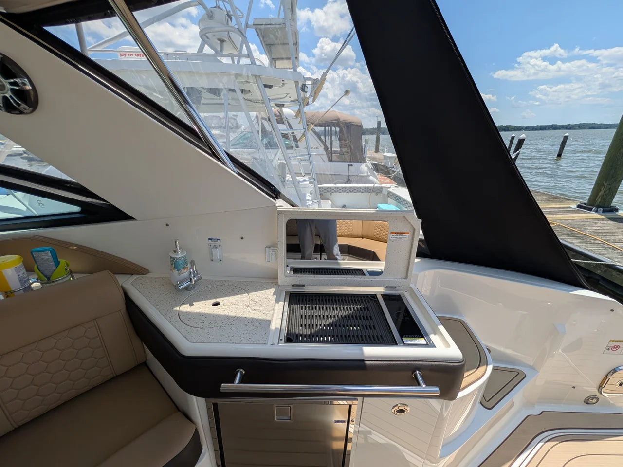 2019 Sea Ray 320 SUNDANCER 32.0 feet, Chesapeake City, MD #16