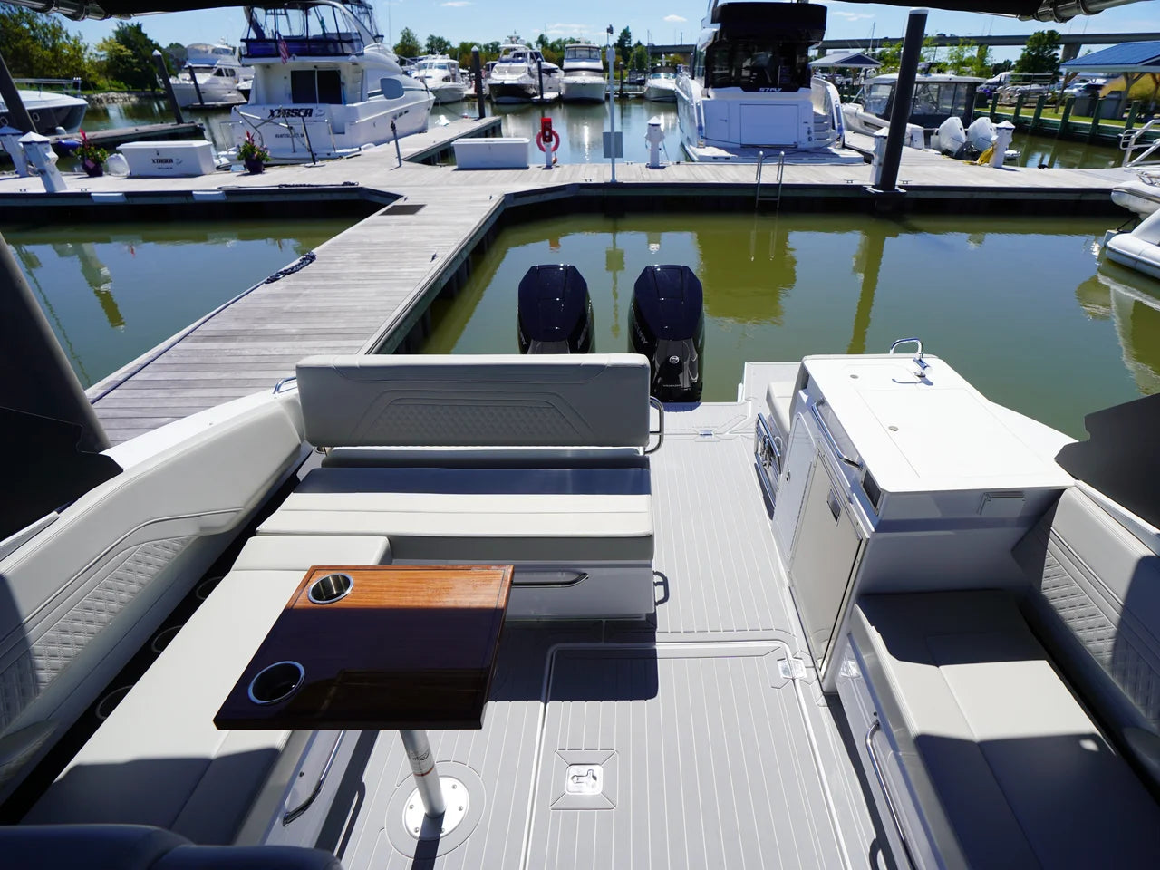 2026 Cruisers Yachts 34 GLS Outboard 34.0 feet, Grasonville, MD #34
