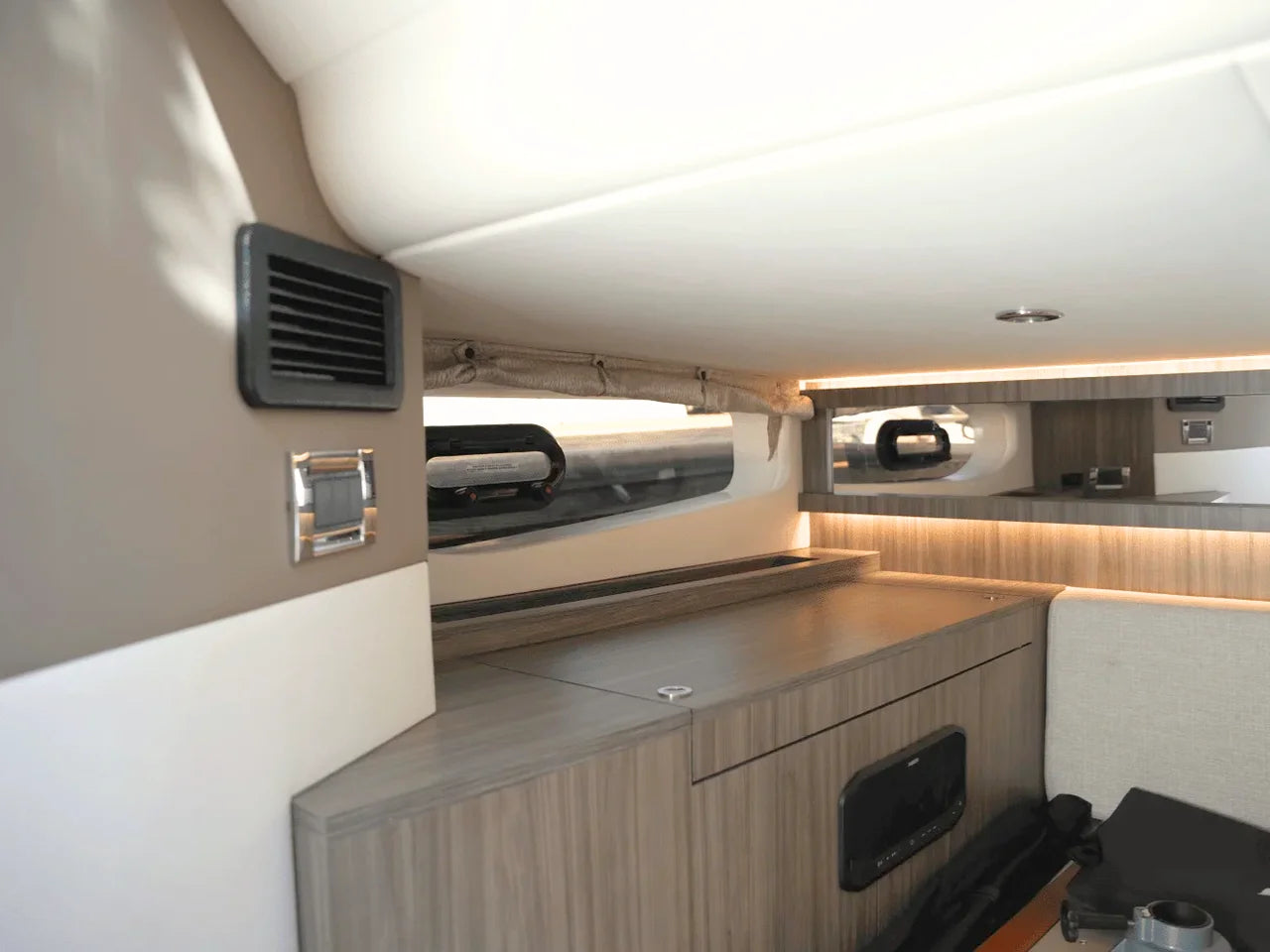 2025 Sea Ray Sundancer 370 37.0 feet, Lewisville, TX #42
