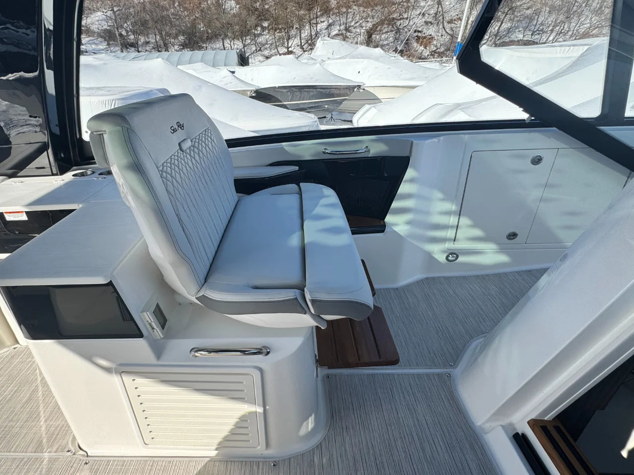 2026 Sea Ray Sundancer 370 Outboard 37.0 feet, Huntington, NY #21