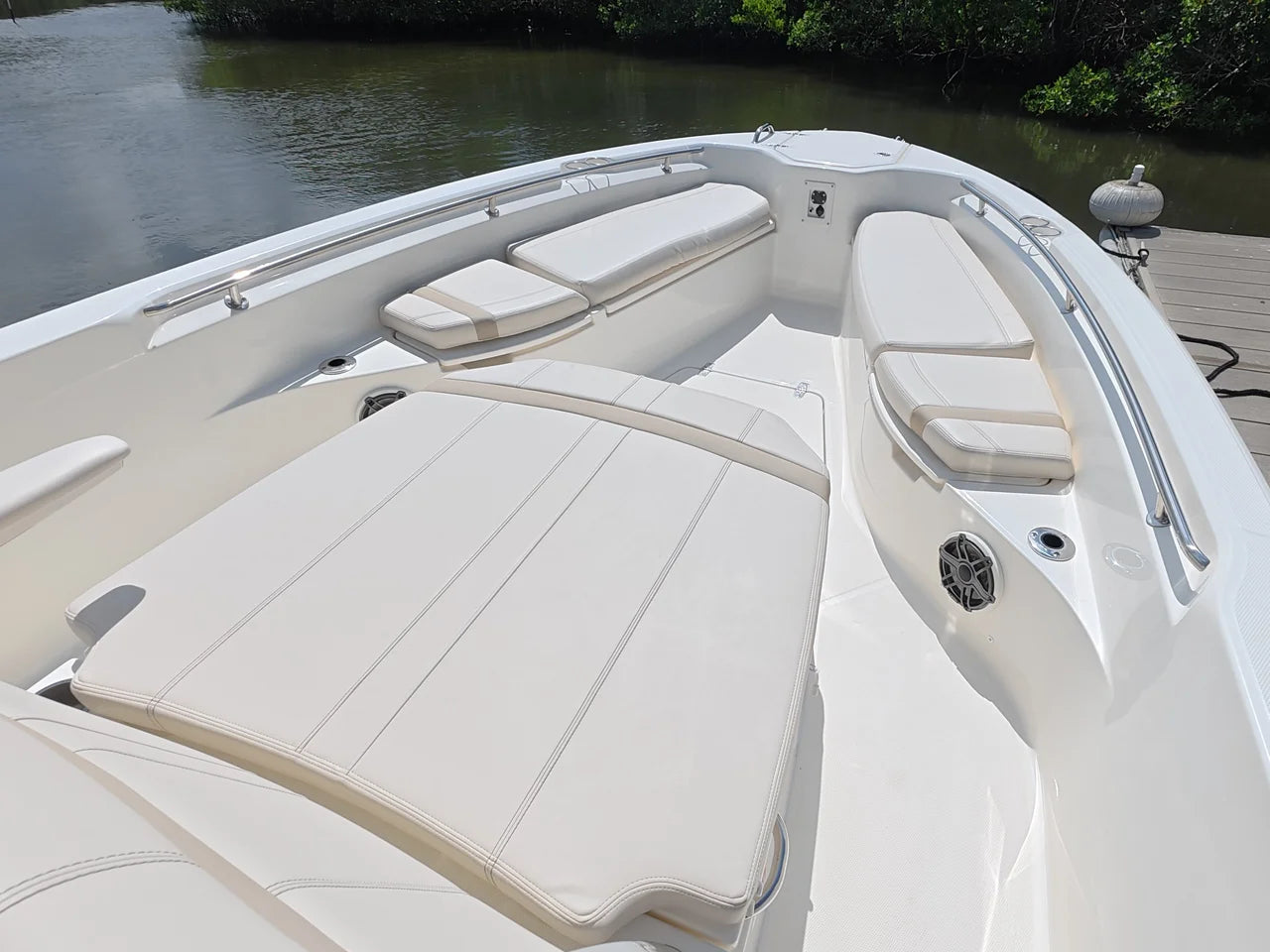 2027 Boston Whaler 280 Dauntless 28.0 feet, Clearwater, Florida #26