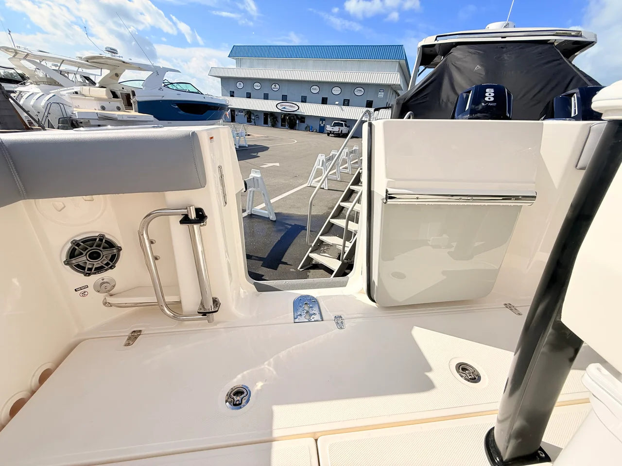 2026 Boston Whaler 280 Outrage 28.0 feet, St Petersburg, FL #39