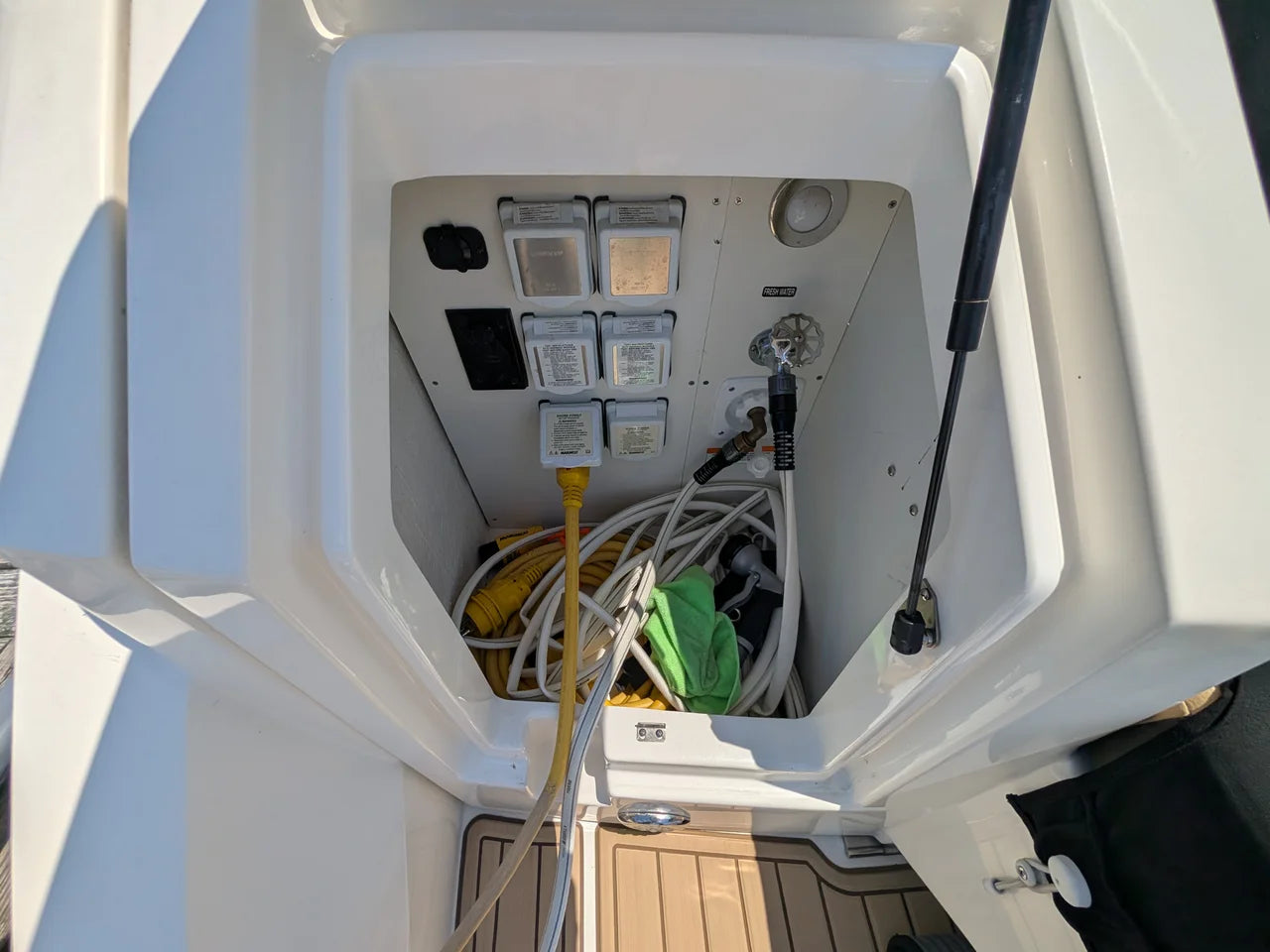 2019 Sea Ray 320 SUNDANCER 32.0 feet, Chesapeake City, MD #12
