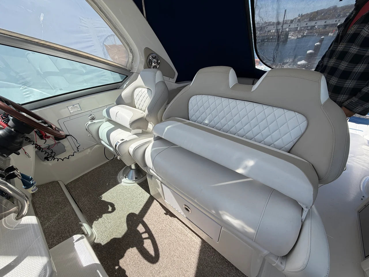 2014 Chaparral 330 SIGNATURE 33.0 feet, Danvers, Massachusetts #11