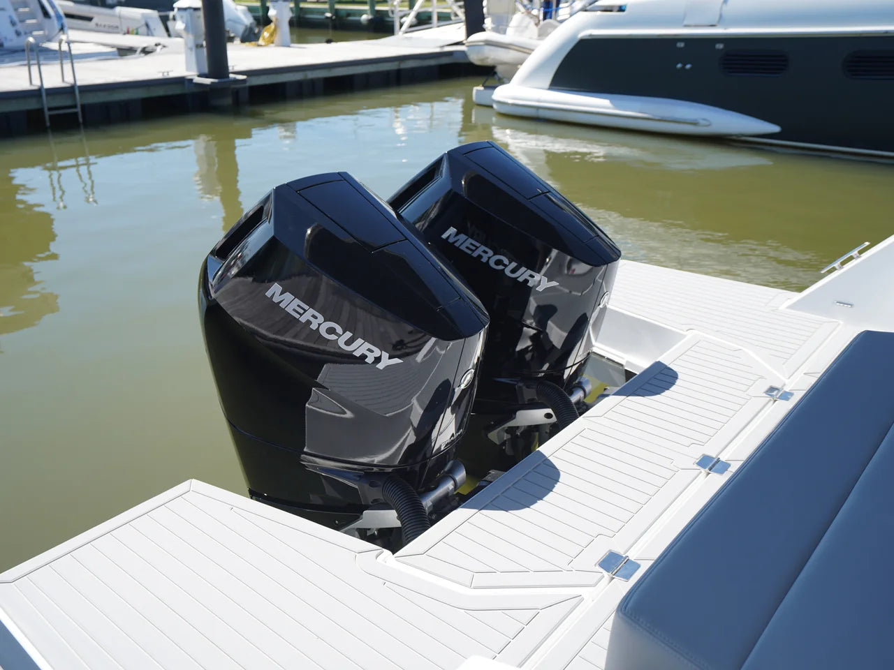 2026 Cruisers Yachts 34 GLS Outboard 34.0 feet, Grasonville, MD #10