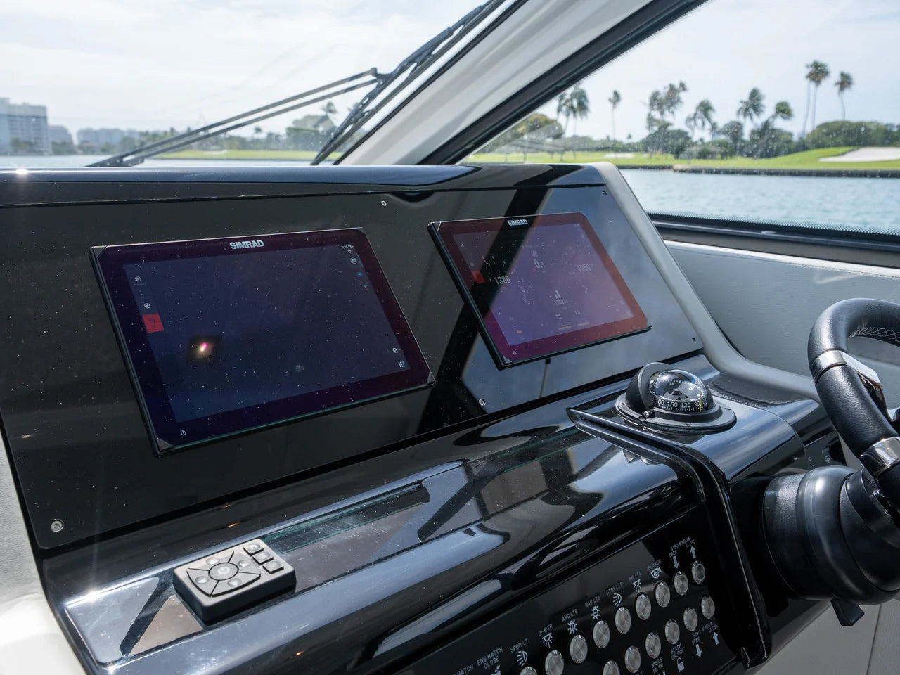 2026 Cruisers Yachts 42 GLS Outboard 42.0 feet, Miami, FL #42