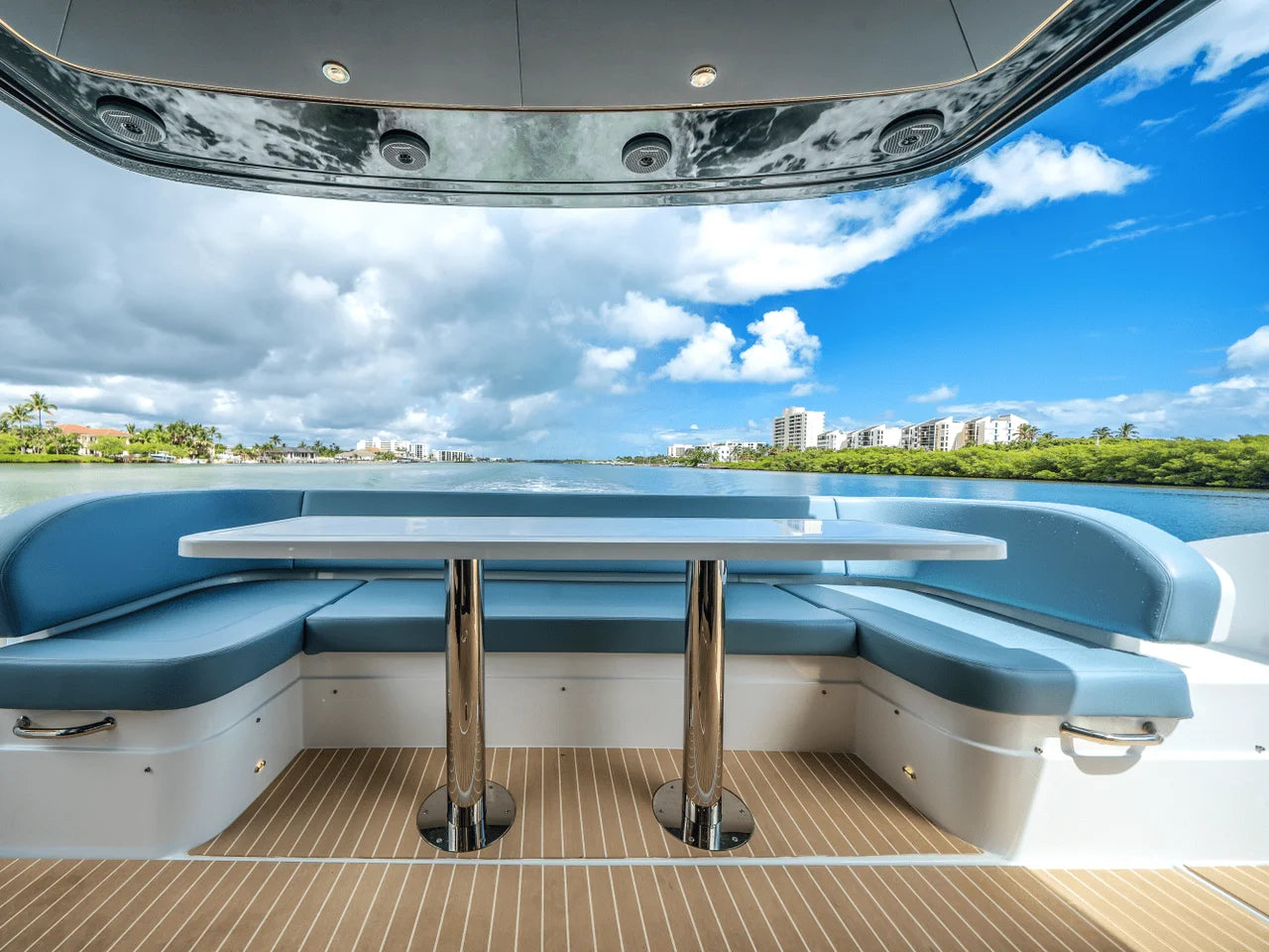 2026 Cruisers Yachts 57 FLY 57.0 feet, Pompano Beach, Florida #17