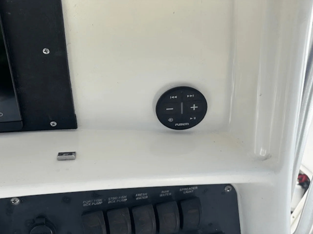 2006 Boston Whaler 240 OUTRAGE 24.0 feet, Wakefield, RI #24