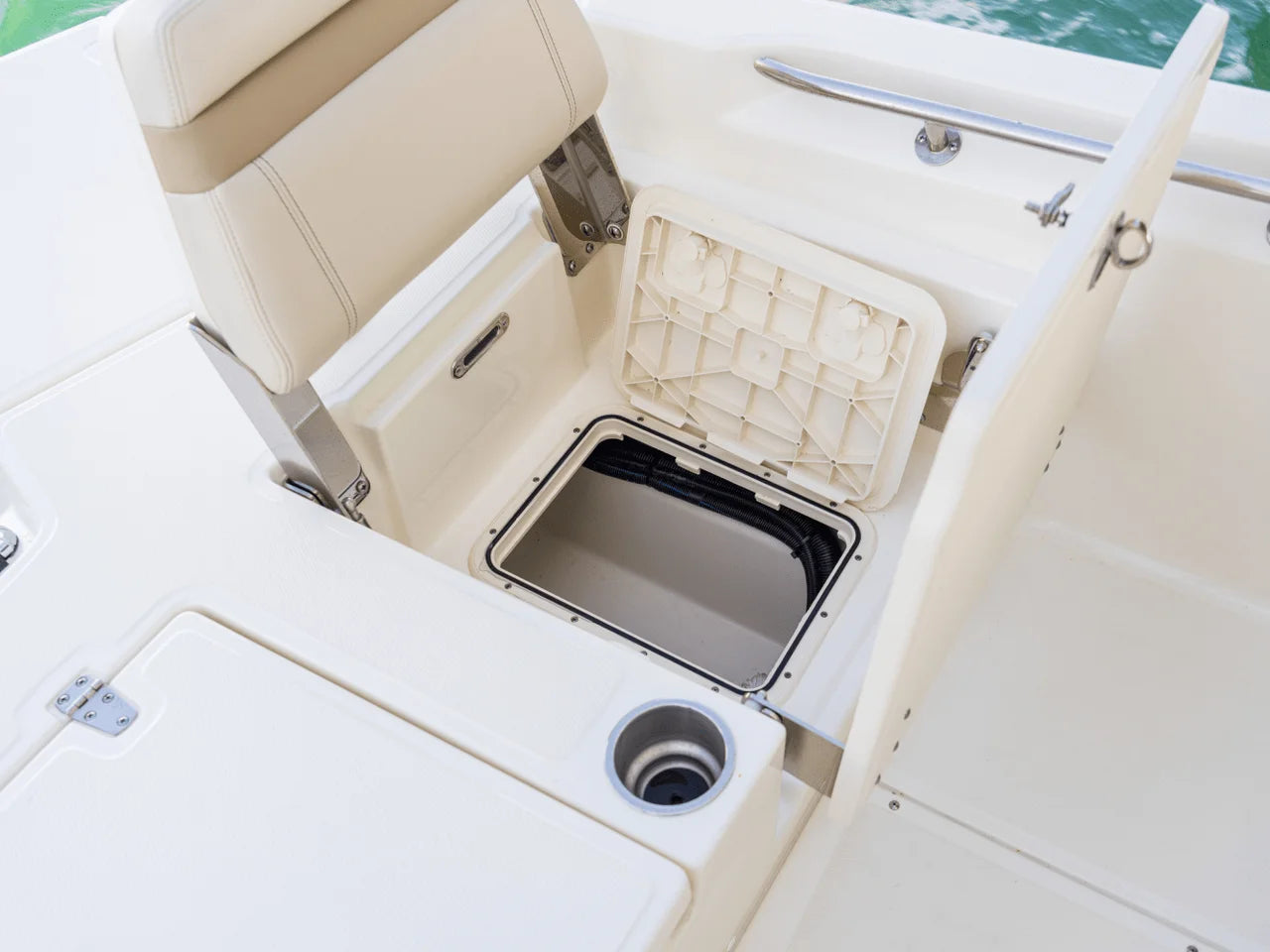 2027 Boston Whaler 250 Dauntless 25.0 feet, Seabrook, TX #60