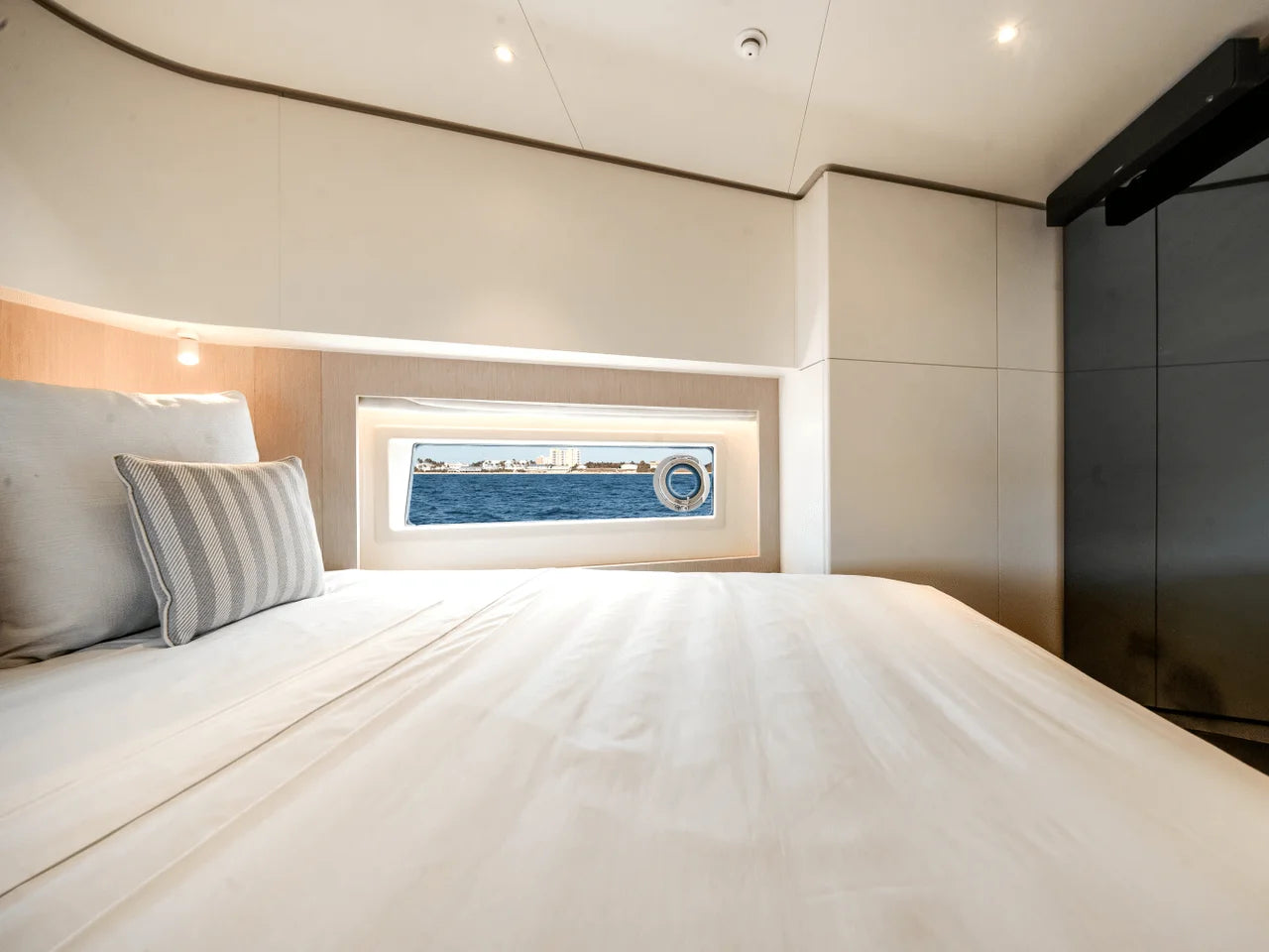 2025 Azimut Seadeck 6 60.0 feet, Dania Beach, Florida #53