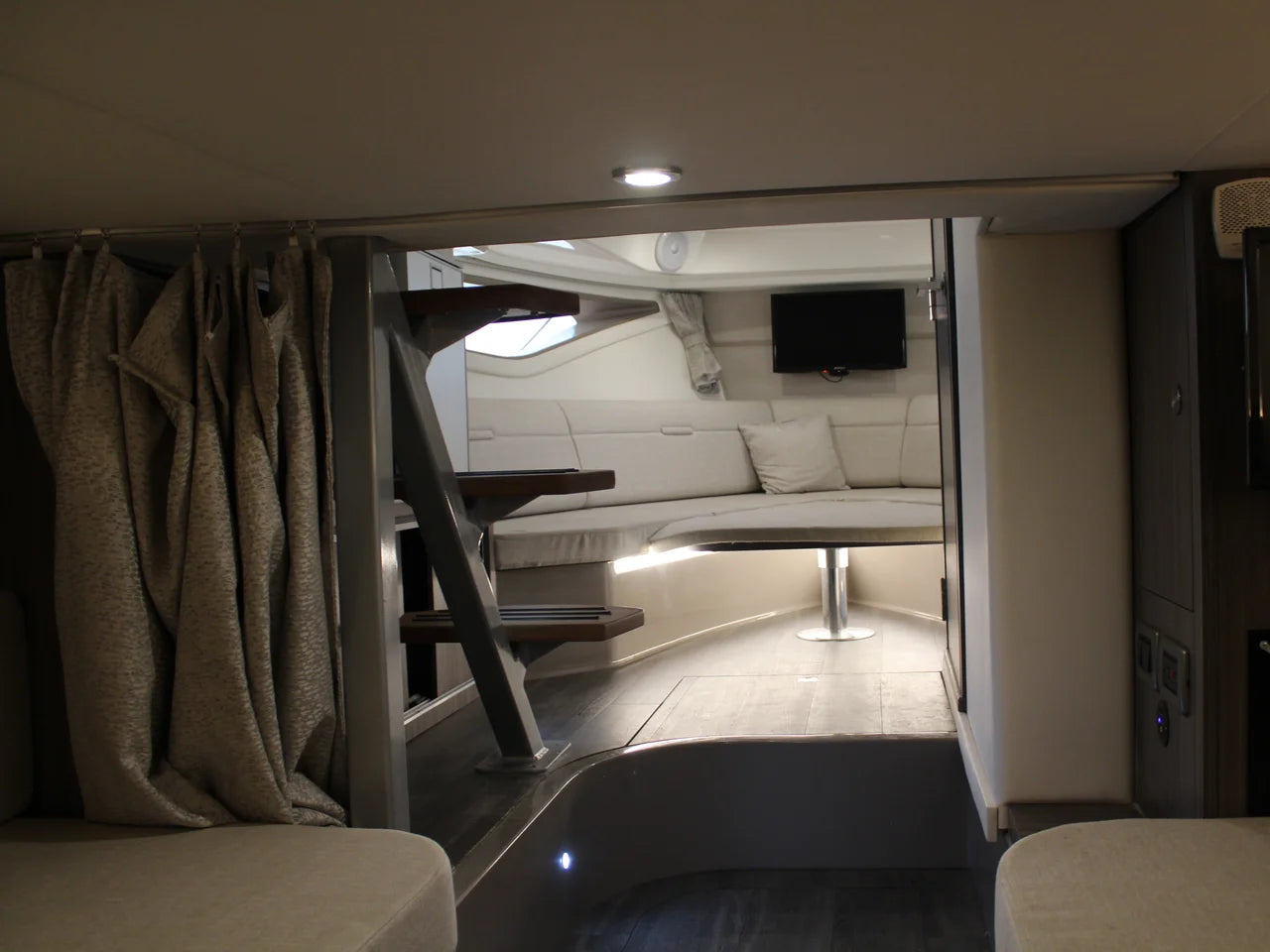 2023 Sea Ray 320 SUNDANCER 32.0 feet, Carolina Beach, NC #29