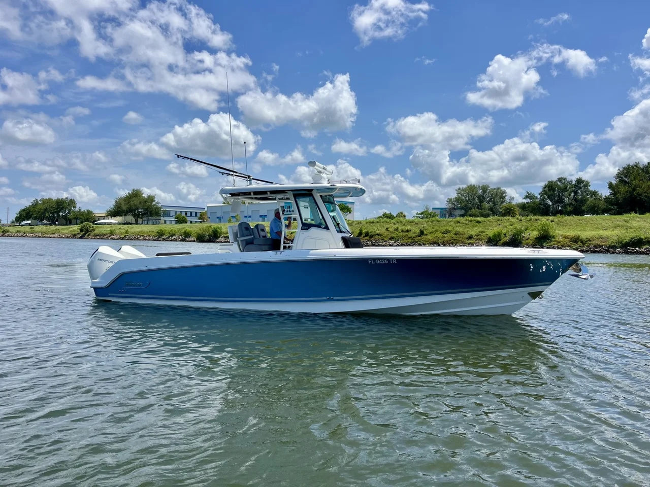 2023 Boston Whaler 330 OUTRAGE 33.0 feet, Venice, Florida #9