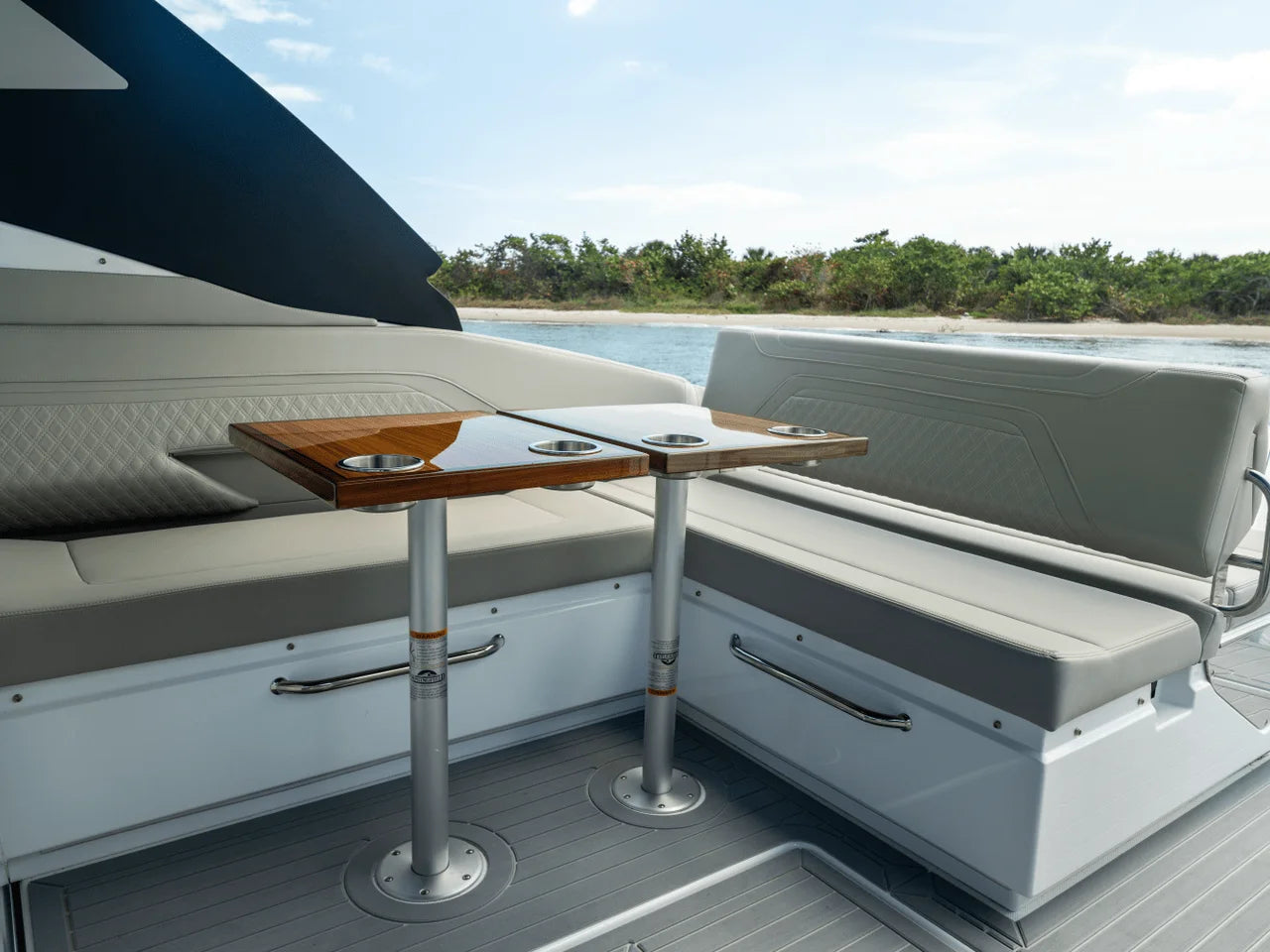 2026 Cruisers Yachts 34 GLS Outboard 35.0 feet, Inuvik, Northwest Territories #71
