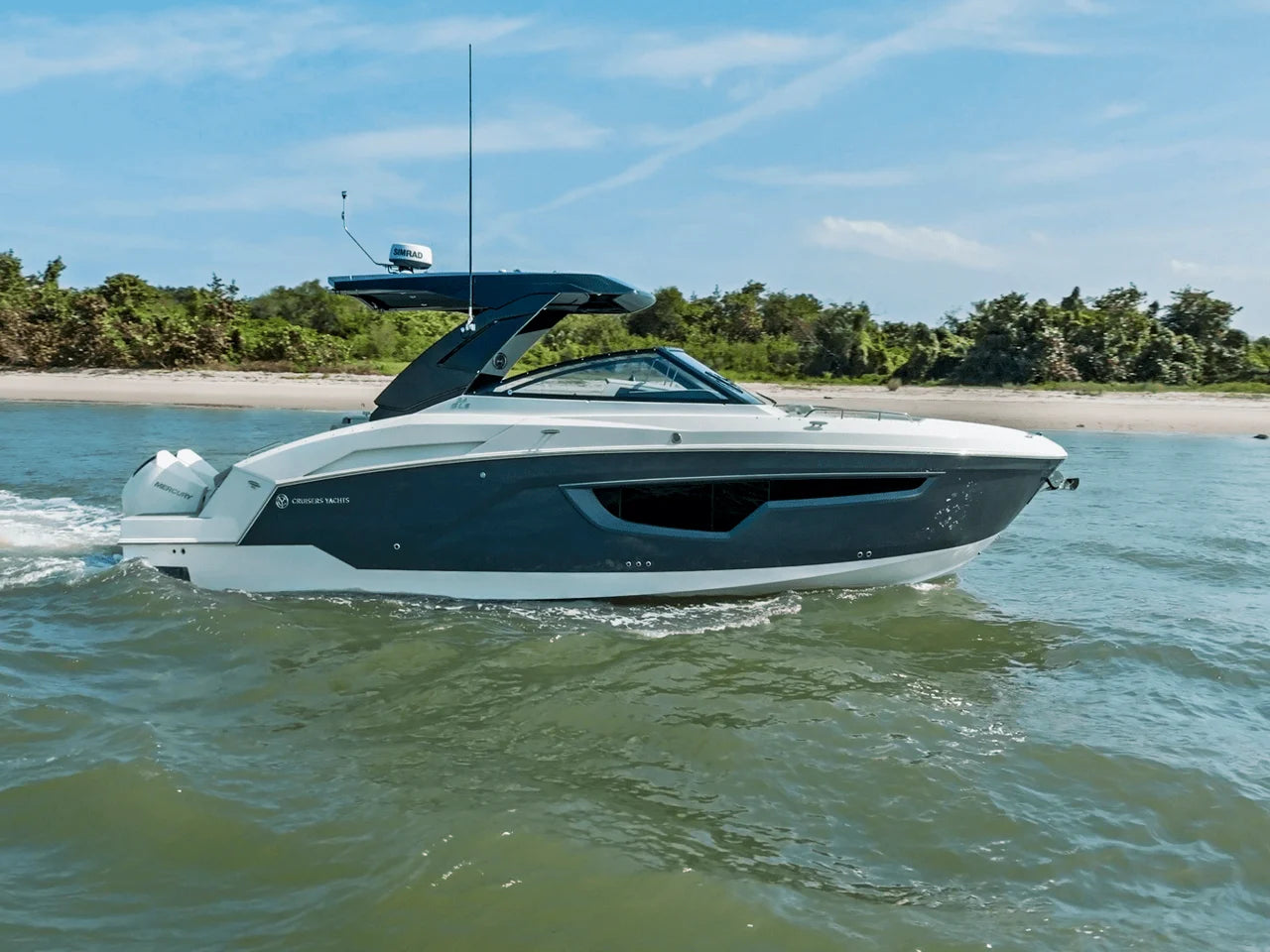 2026 Cruisers Yachts 34 GLS Outboard 35.0 feet, Inuvik, Northwest Territories #35