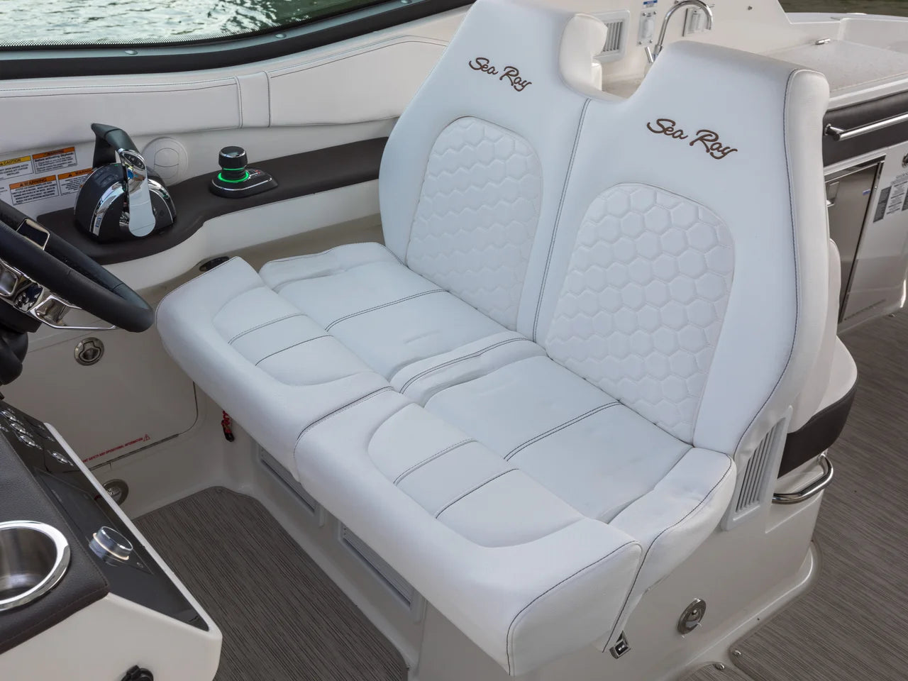 2021 Sea Ray 320 SUNDANCER OB 32.0 feet, Naples, Florida #5