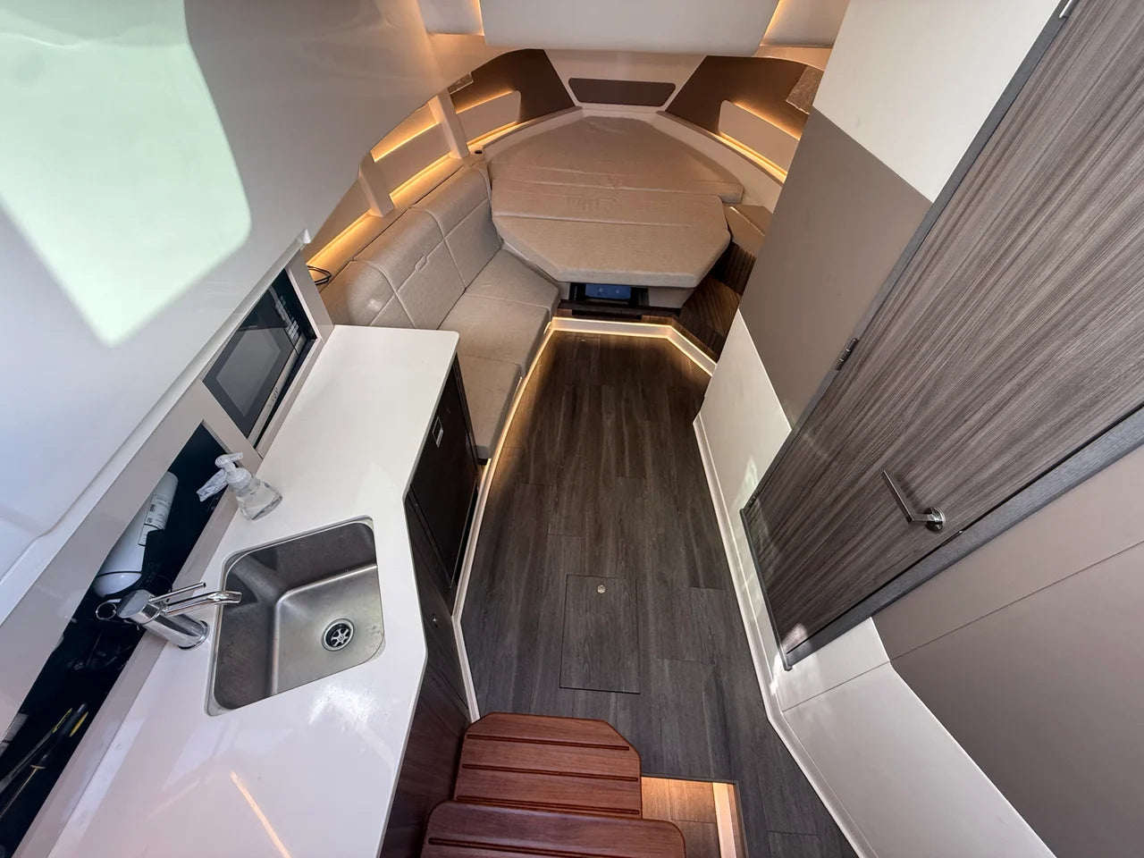 2022 Sea Ray 370 SUNDANCER OUTBOARD 37.0 feet, Cumming, GA #56