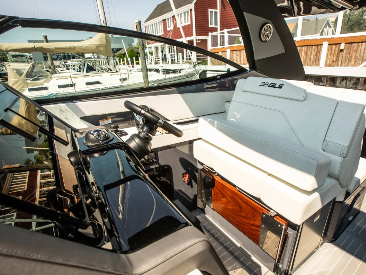 2024 Cruisers Yachts 38 GLS-OB SB 38.0 feet, Somers Point, New Jersey #36