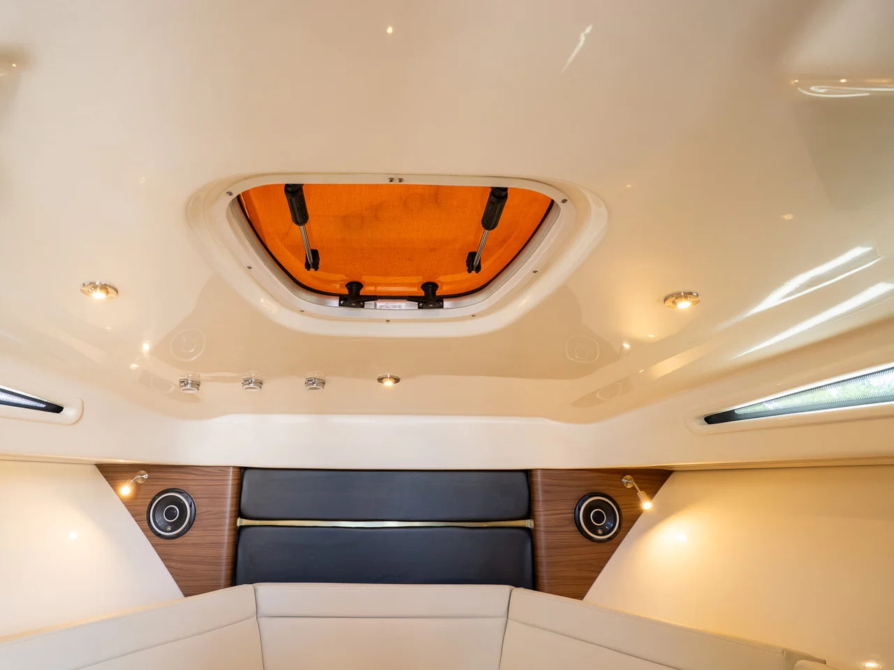 2026 Boston Whaler 325 Conquest 32.0 feet, Clearwater, Florida #43