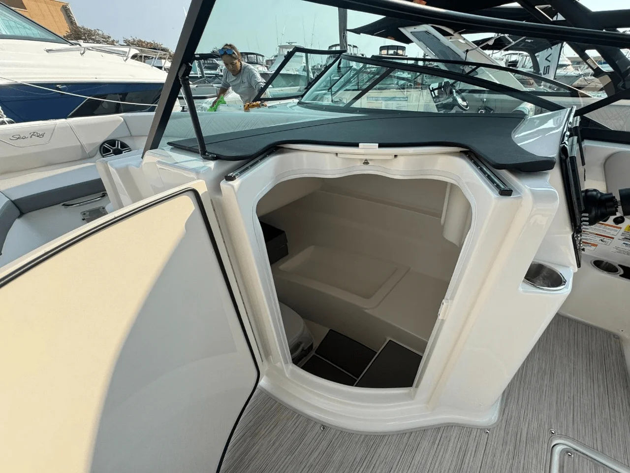 2026 Sea Ray SDX 230 Outboard 23.0 feet, Somers Point, New Jersey #24