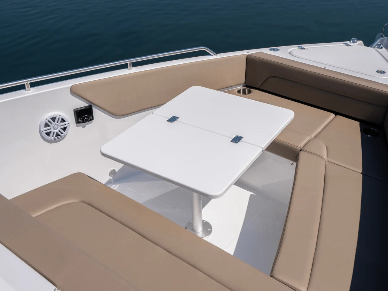 2027 Cruisers Yachts 38 VTR 38.0 feet, Miami, FL #28