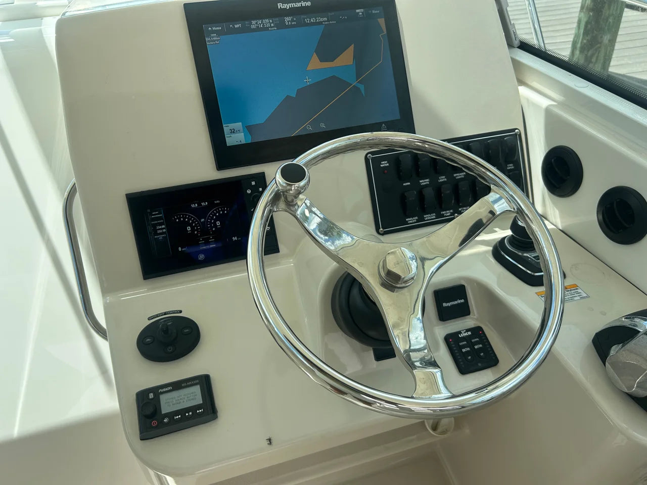2018 Boston Whaler 315 Conquest 31.0 feet, Pensacola, Florida #23