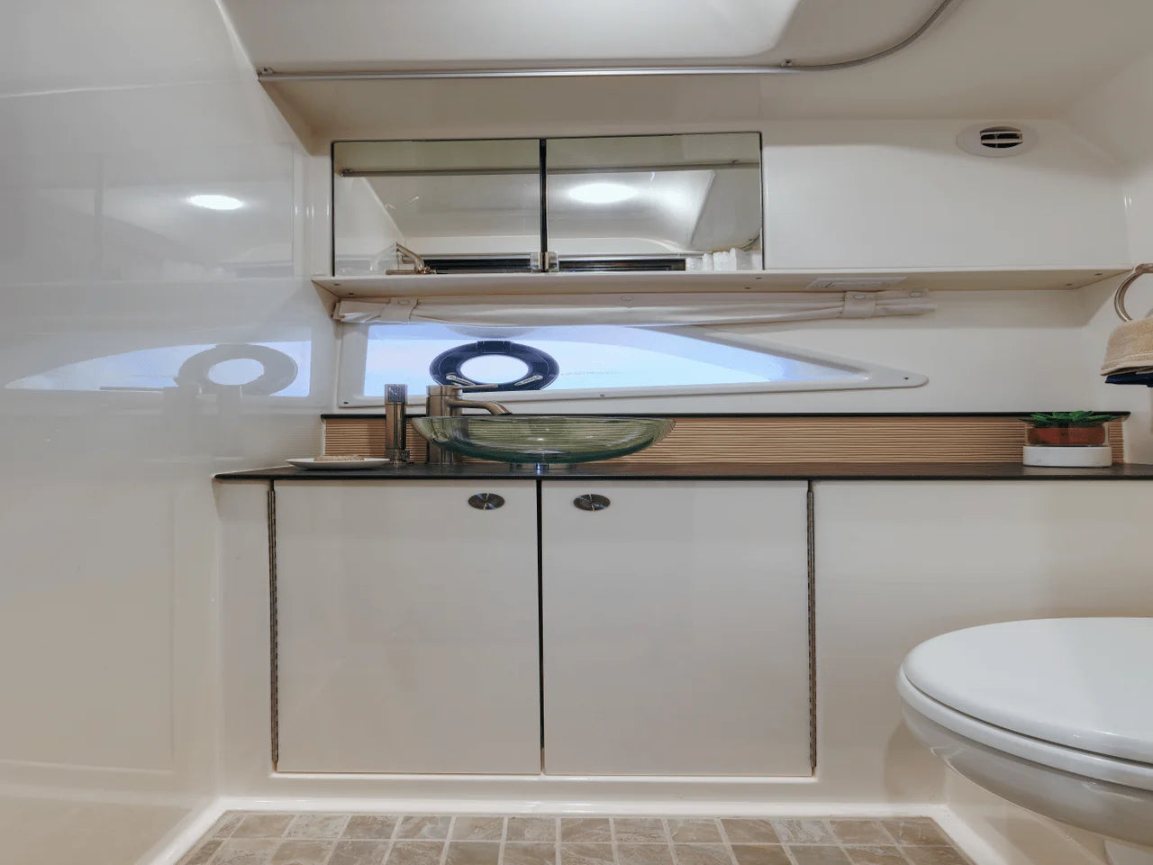 2026 Sea Ray Sundancer 320 Outboard 32.0 feet, Inuvik, Northwest Territories #17