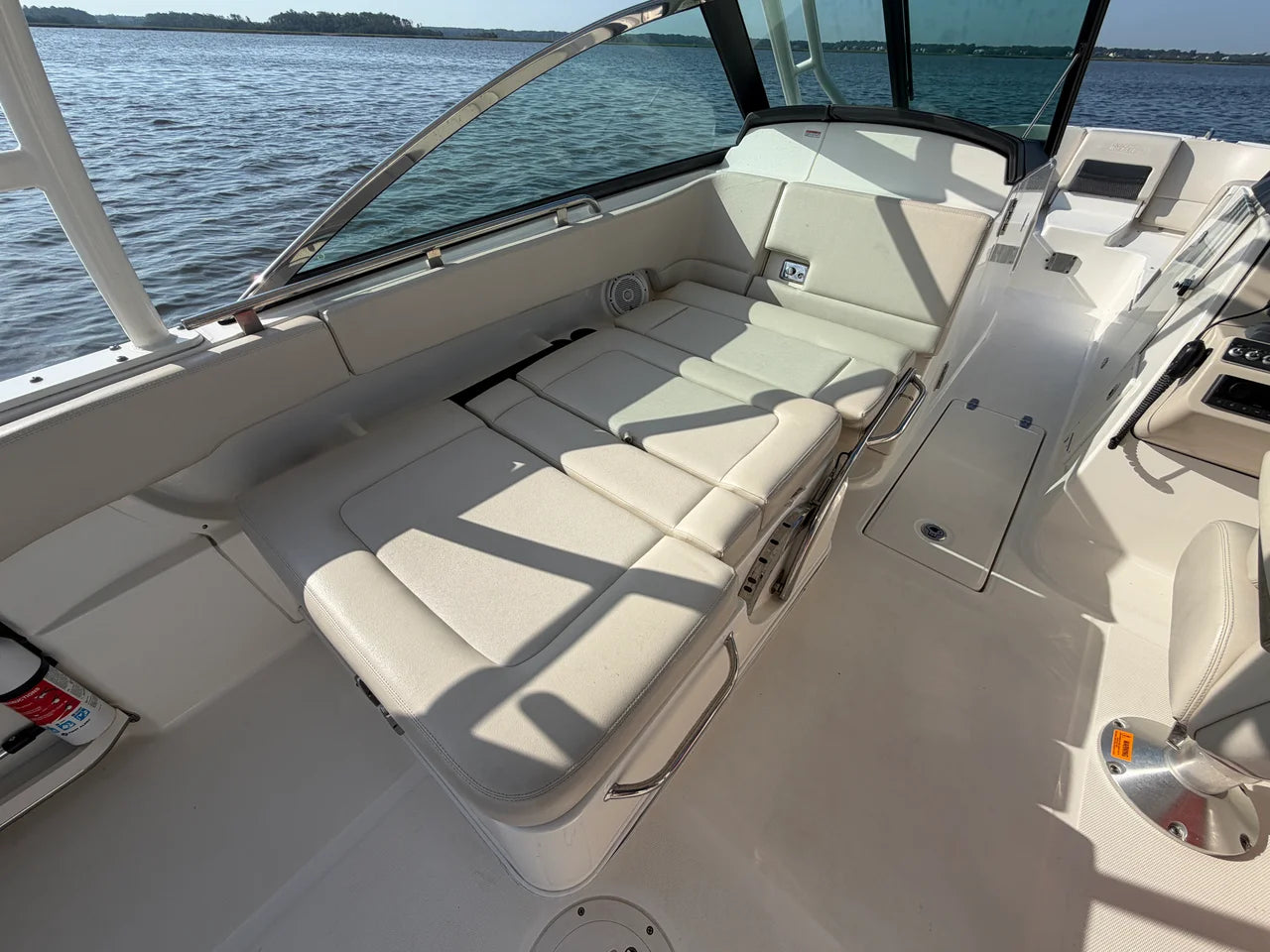 2018 Boston Whaler 270 VANTAGE 27.0 feet, Charleston, SC #13