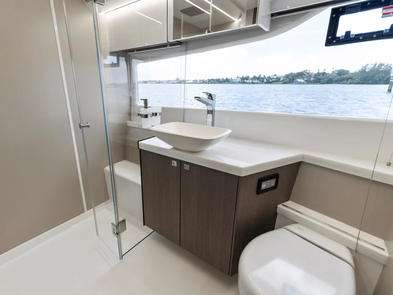 2026 Galeon 450 HTC 45.0 feet, Inuvik, Northwest Territories #120