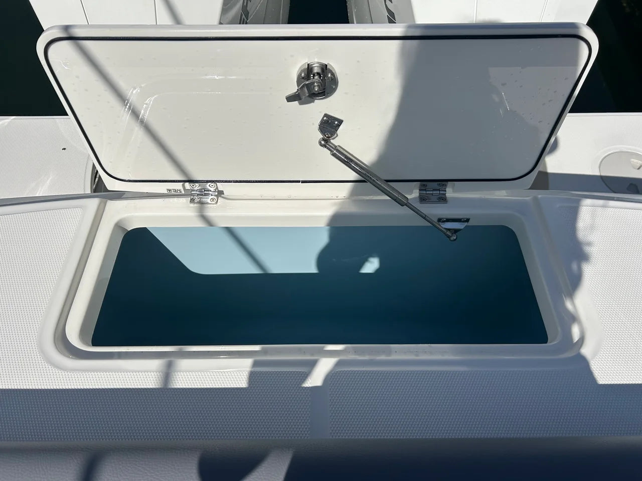 2026 Boston Whaler 330 Outrage 33.0 feet, Gulf Shores, AL #17