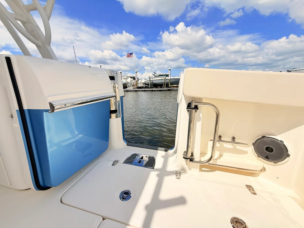 2024 Boston Whaler 320 Vantage 32.0 feet, St Petersburg, FL #30