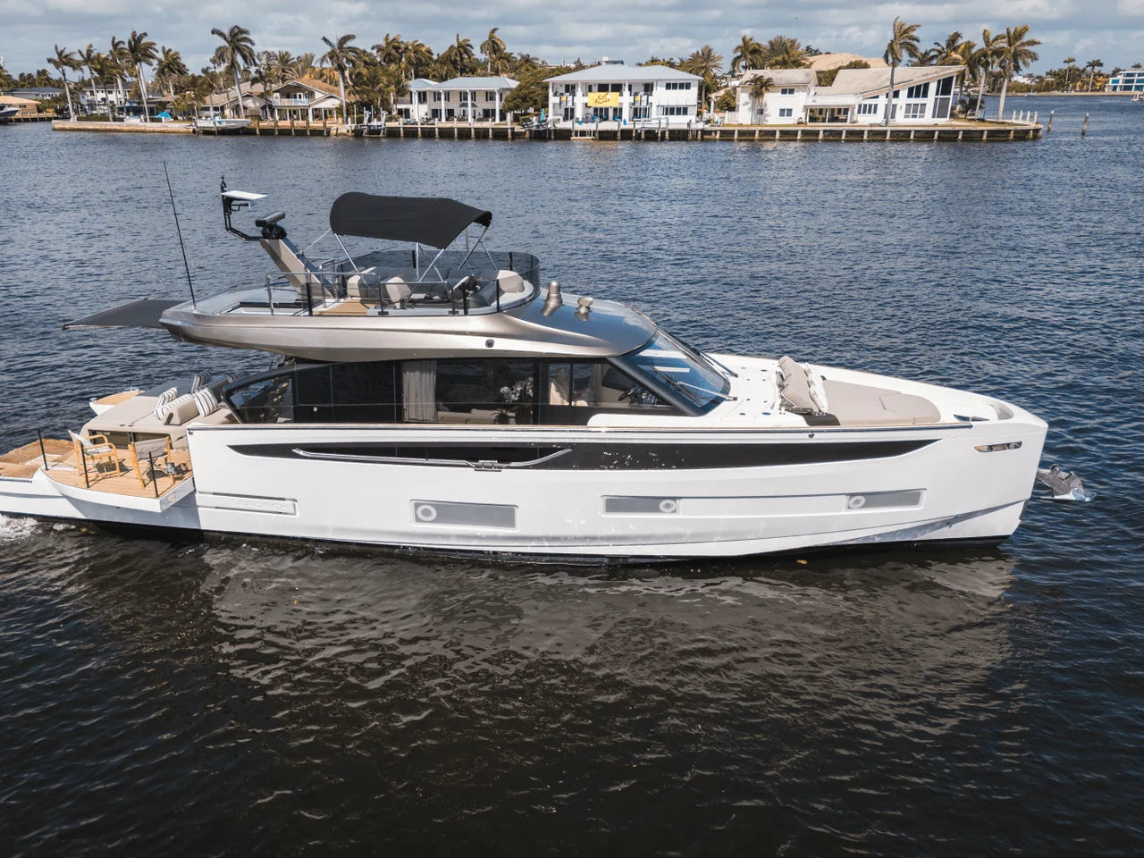 2025 Azimut Seadeck 6 60.0 feet, Dania Beach, Florida #9