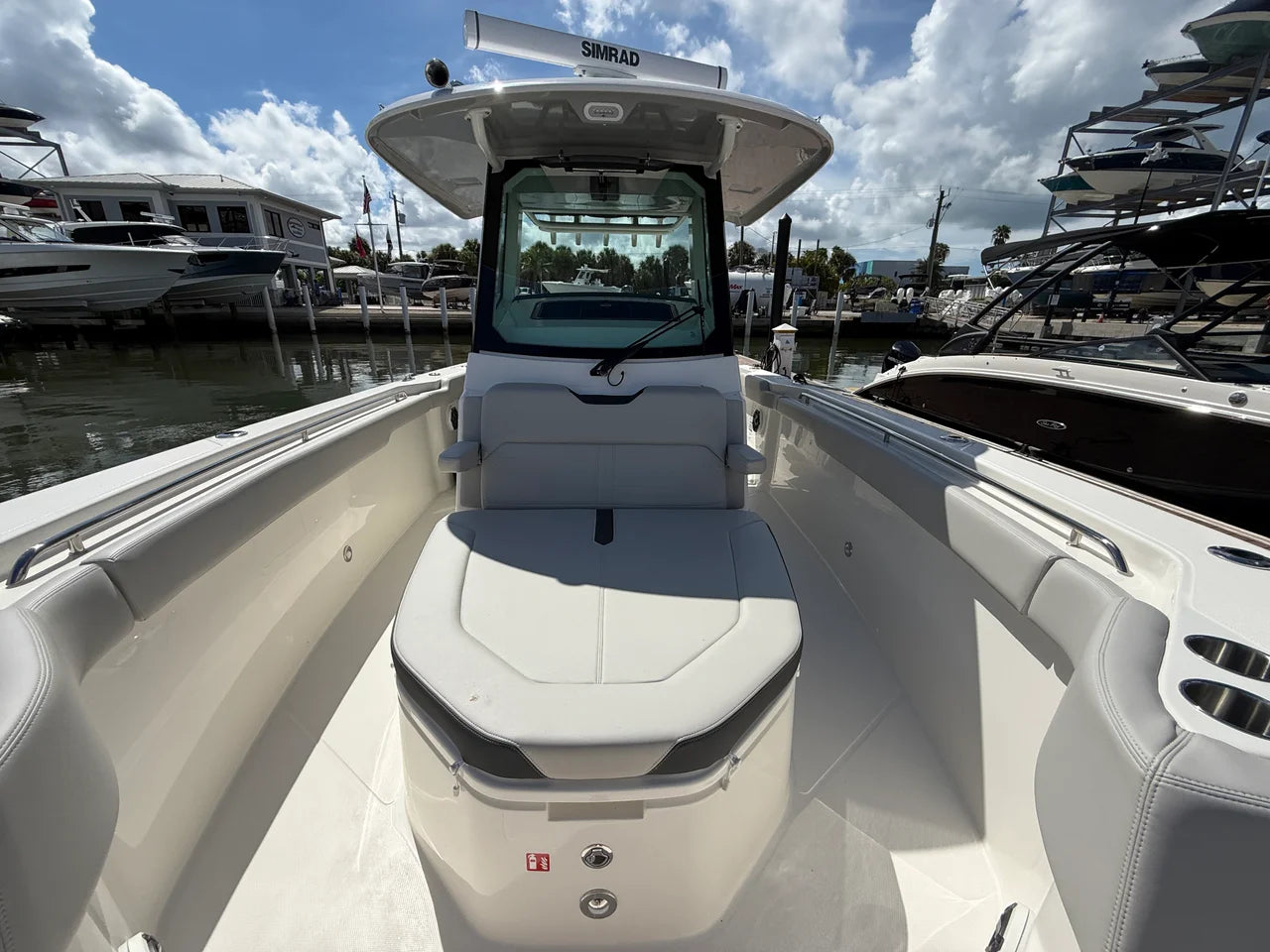 2026 Boston Whaler 330 Outrage 33.0 feet, Sarasota, FL #12