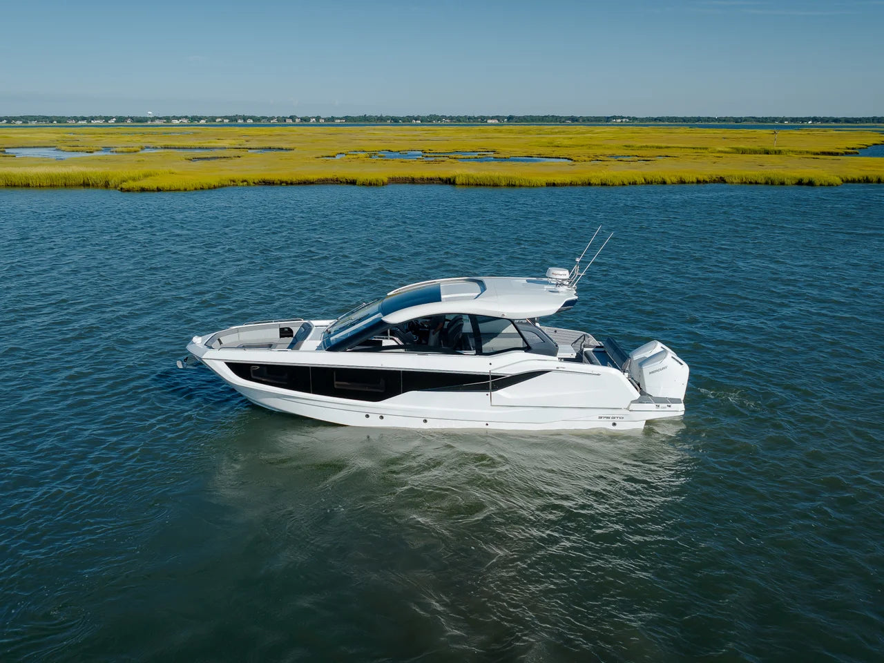 2027 Galeon 375 GTO 37.0 feet, Somers Point, New Jersey #1