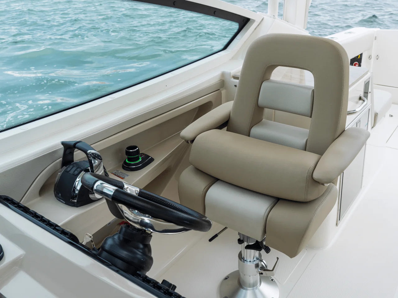 2026 Boston Whaler 280 Vantage 28.0 feet, Inuvik, Northwest Territories #57