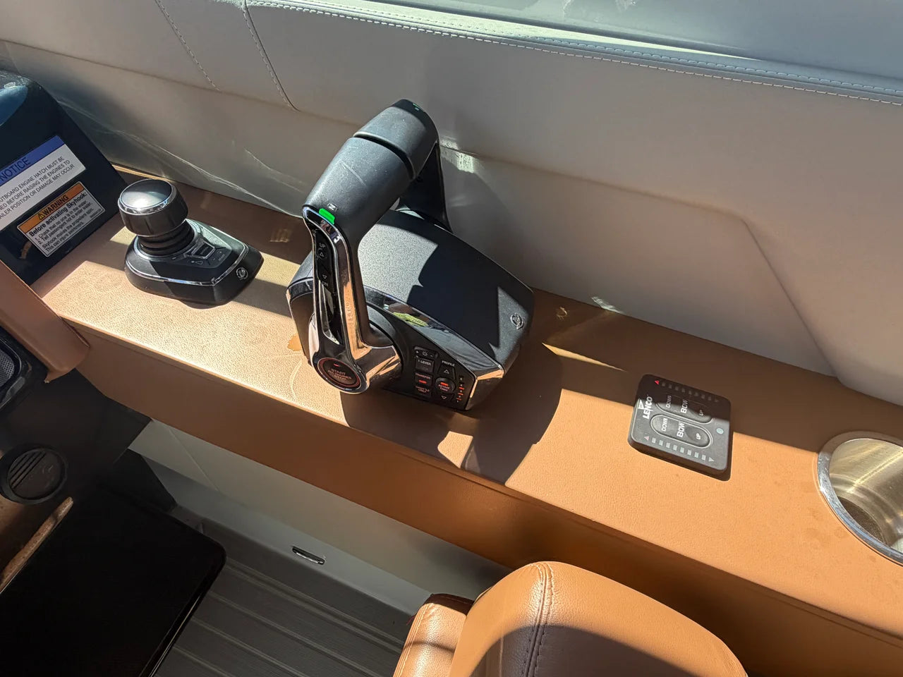 2024 Cruisers Yachts 34 GLS South Beach Outboard 34.0 feet, Clearwater, Florida #22