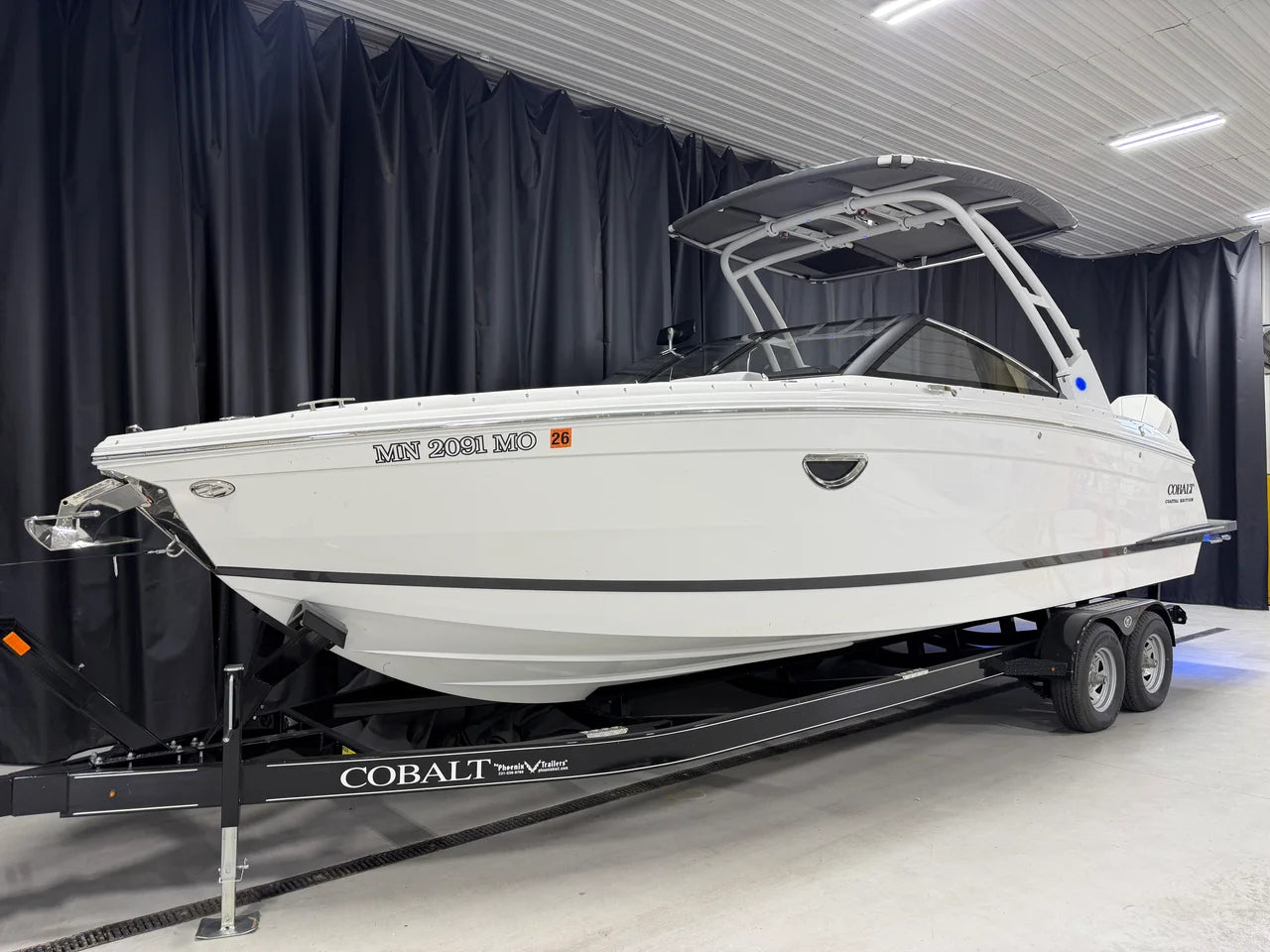 2024 Cobalt R8 OB 28.0 feet, Crosslake, Minnesota #3