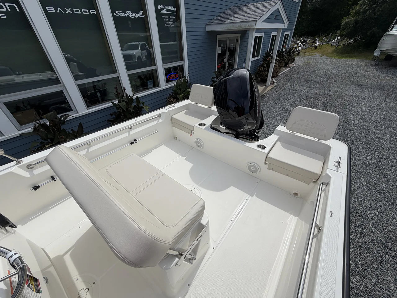 2027 Boston Whaler 190 Montauk 19.0 feet, Wakefield, RI #7