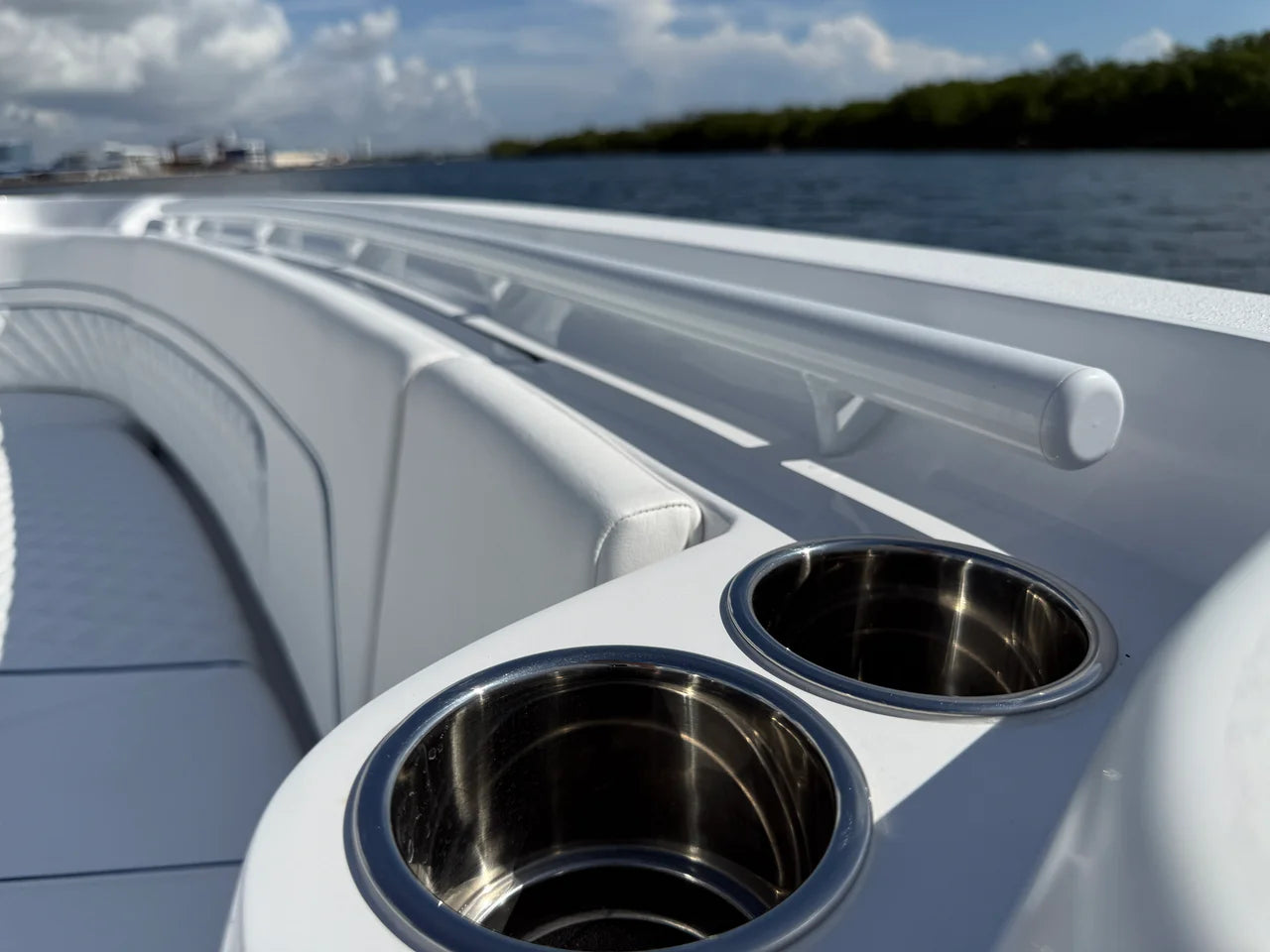 2027 Intrepid 43 NOMAD SE 43.0 feet, Dania, FL #32