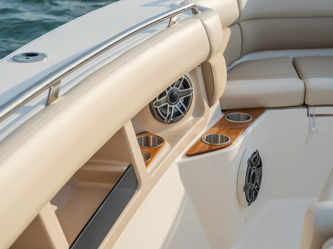 2026 Boston Whaler 350 Realm 35.0 feet, Wrightsville Beach, North Carolina #19