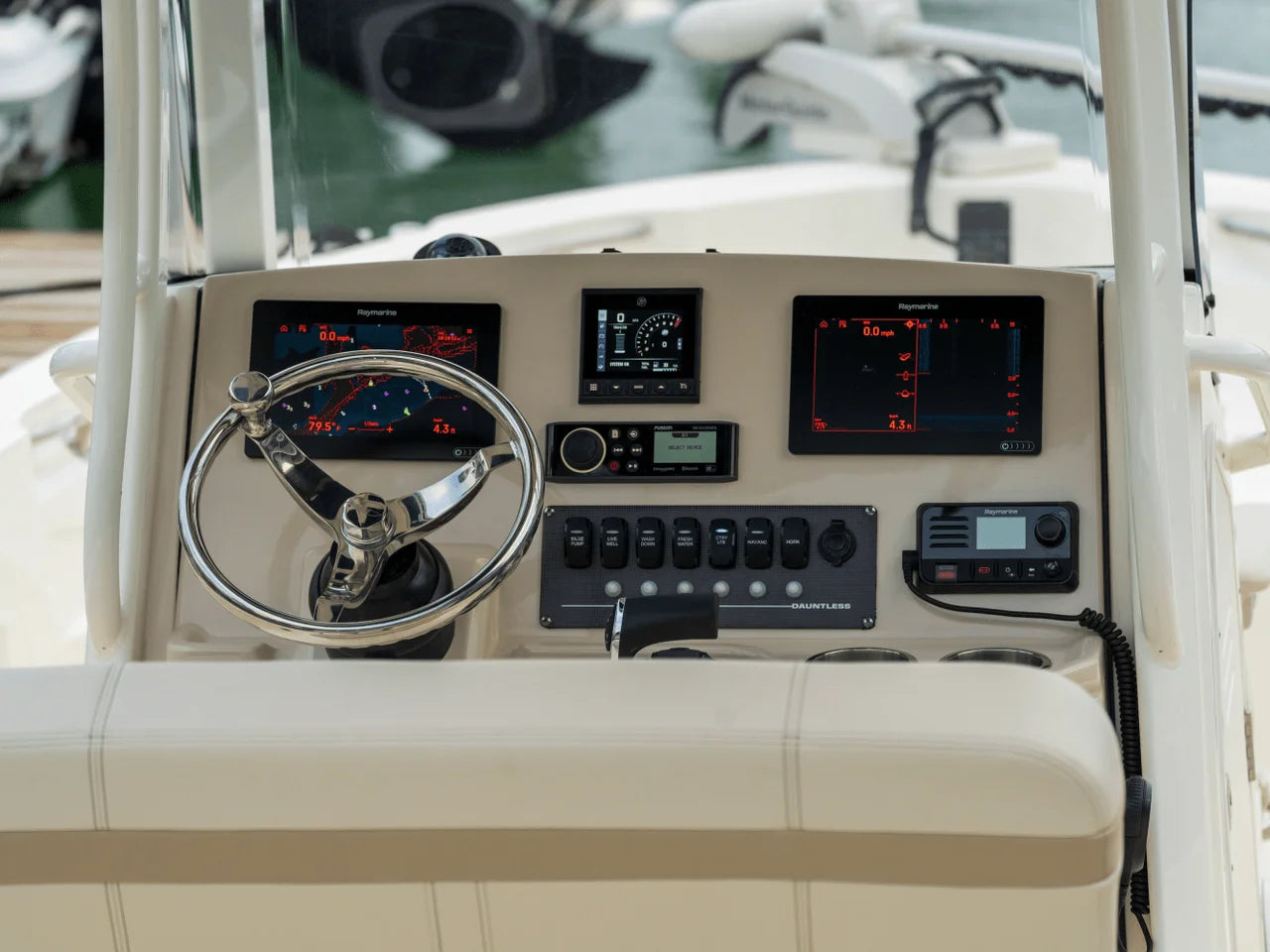 2026 Boston Whaler 220 Dauntless 22.0 feet, Inuvik, Northwest Territories #32