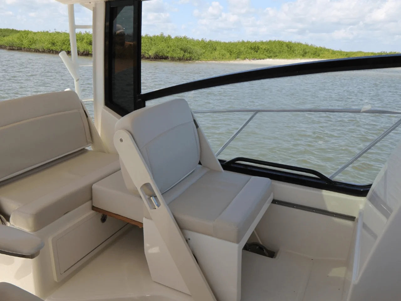 2026 Boston Whaler 325 Conquest 32.0 feet, Inuvik, Northwest Territories #36