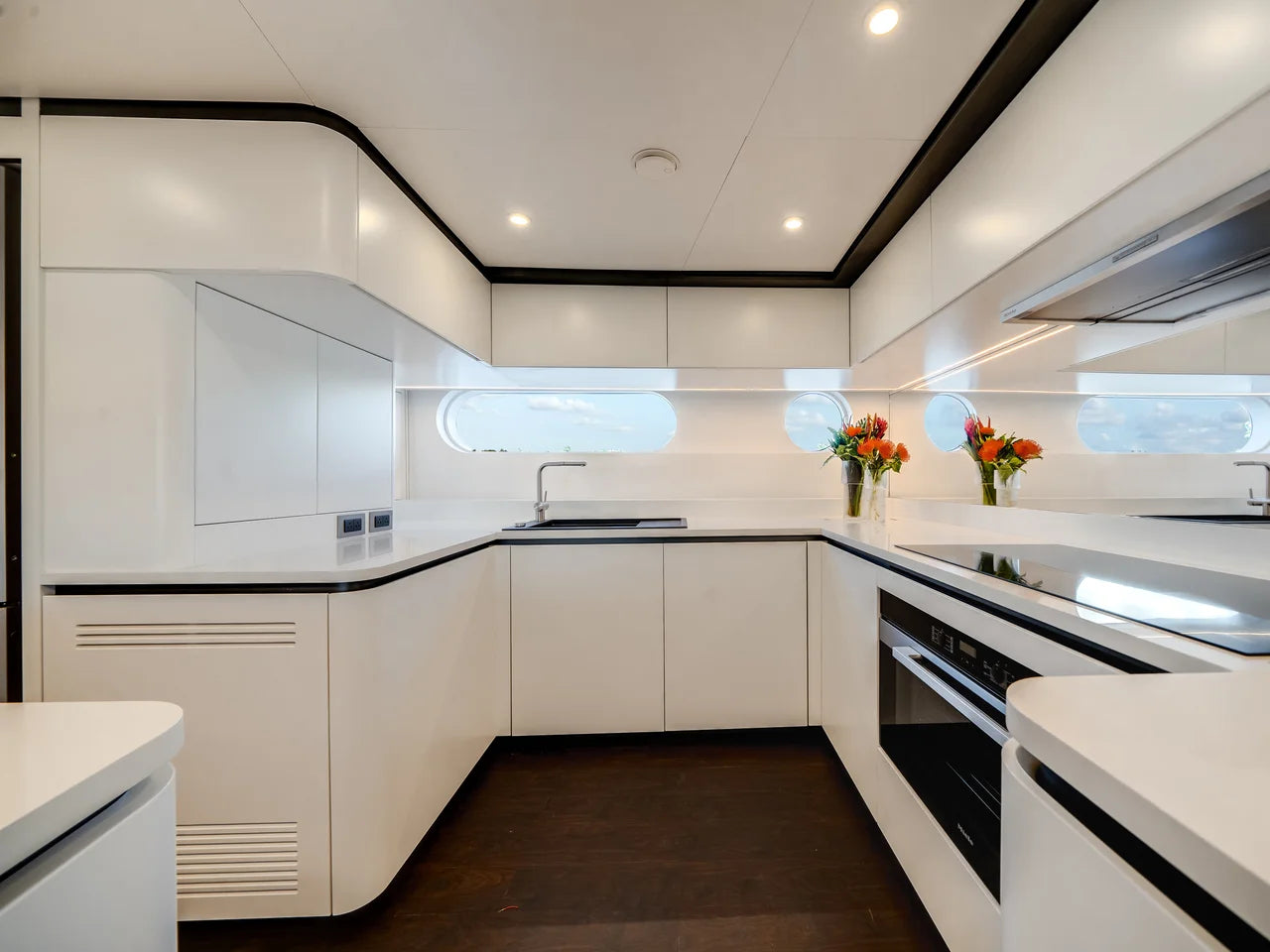2026 Azimut Magellano 30M 95.0 feet, Dania Beach, Florida #87