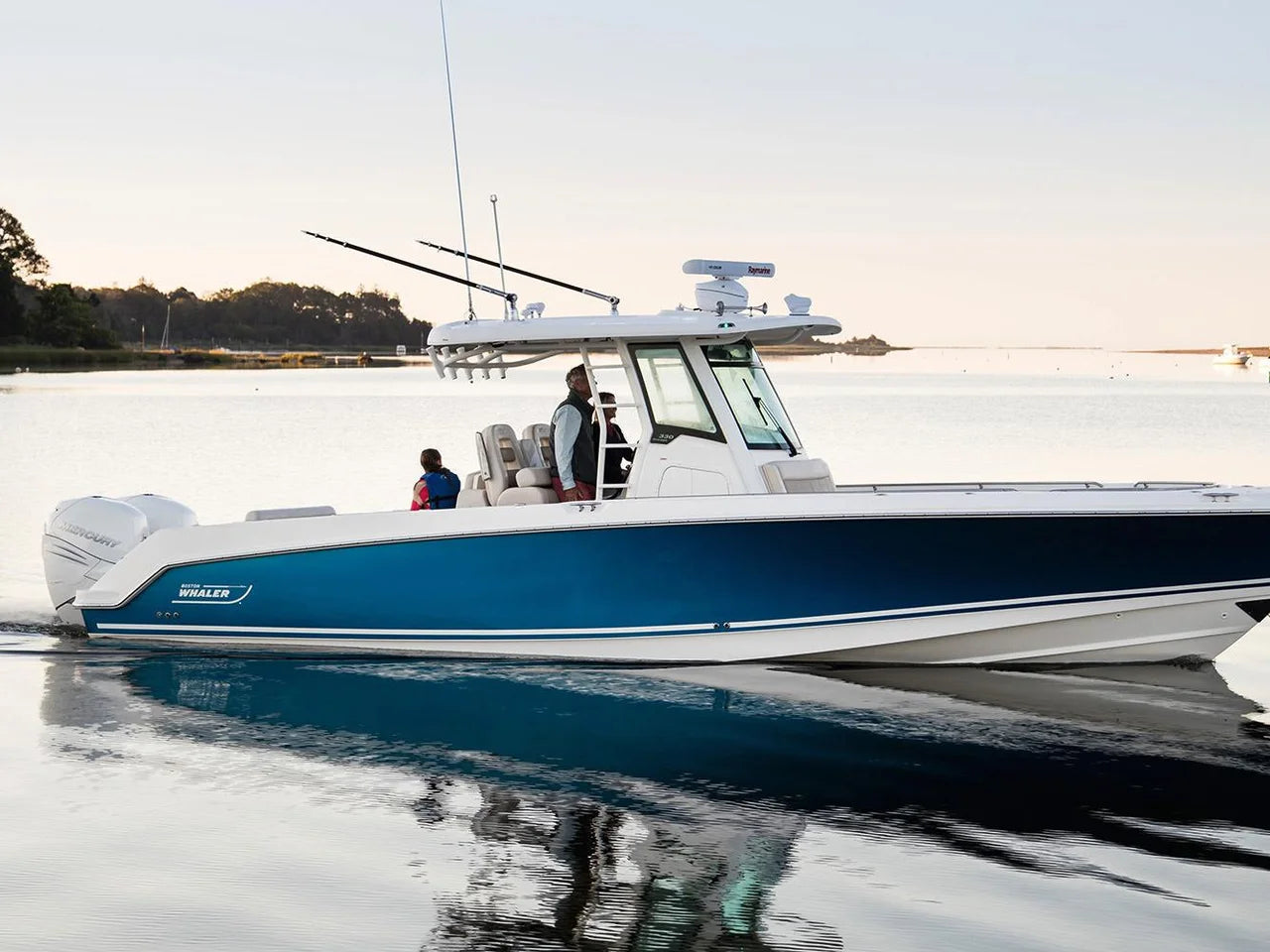 2027 Boston Whaler 330 Outrage 33.0 feet, Naples, Florida #7