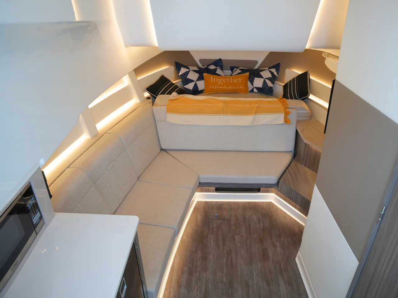 2024 Sea Ray 370 SUNDANCER 37.0 feet, Lewisville, TX #40