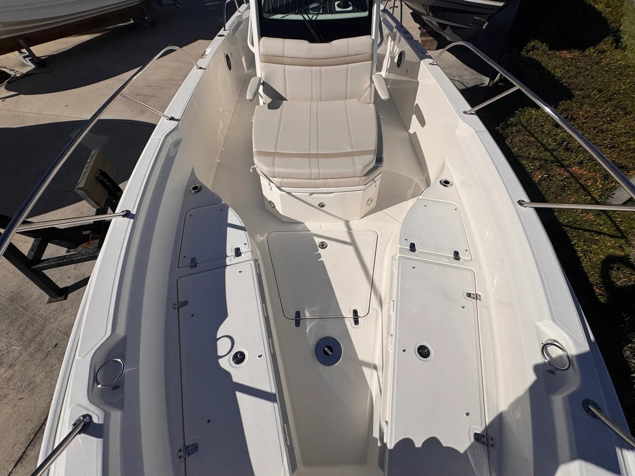 2026 Boston Whaler 280 Dauntless 28.0 feet, Stuart, Florida #23