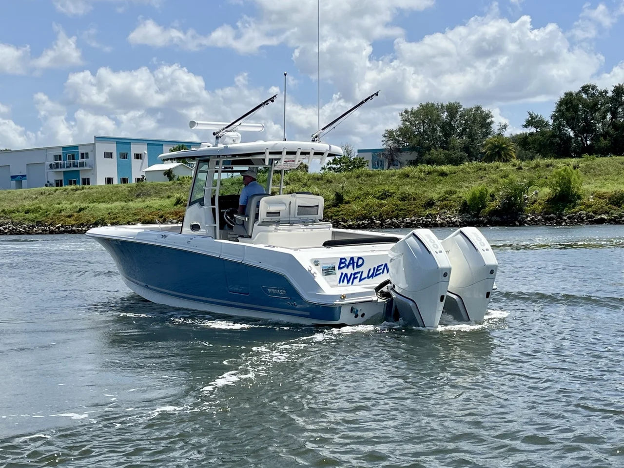2023 Boston Whaler 330 OUTRAGE 33.0 feet, Venice, Florida #15