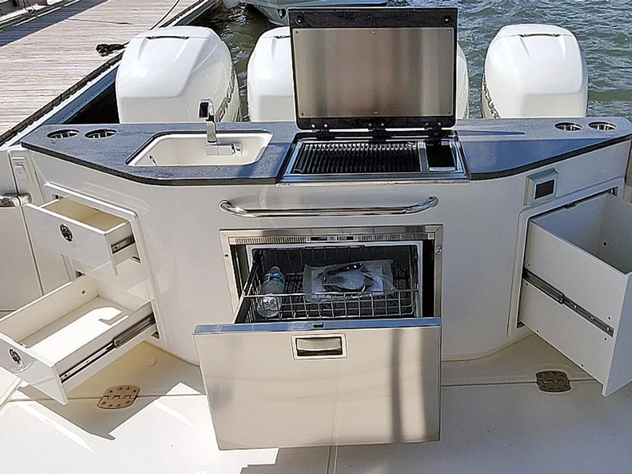 2026 Boston Whaler 405 Conquest 40.0 feet, Inuvik, Northwest Territories #49