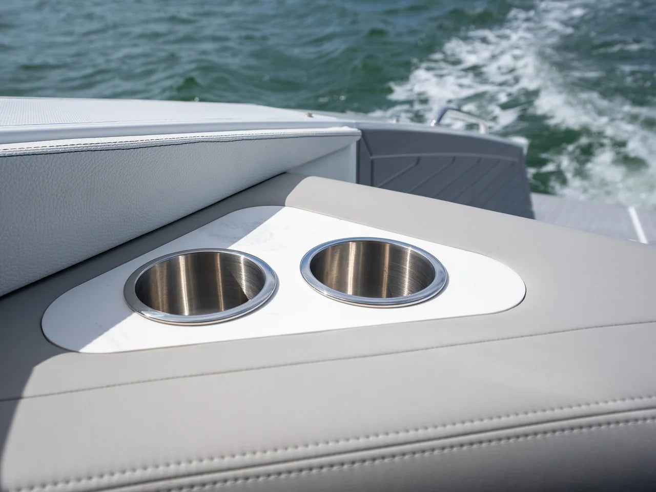 2026 Cruisers Yachts 42 GLS Outboard 42.0 feet, Miami, FL #30