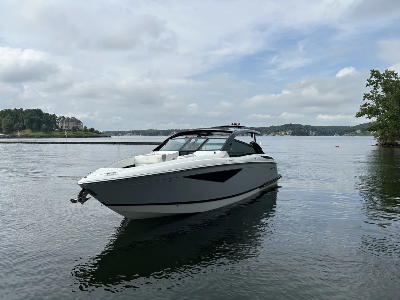 2022 Cobalt A36BR 36.0 feet, Lake Ozark, MO #4